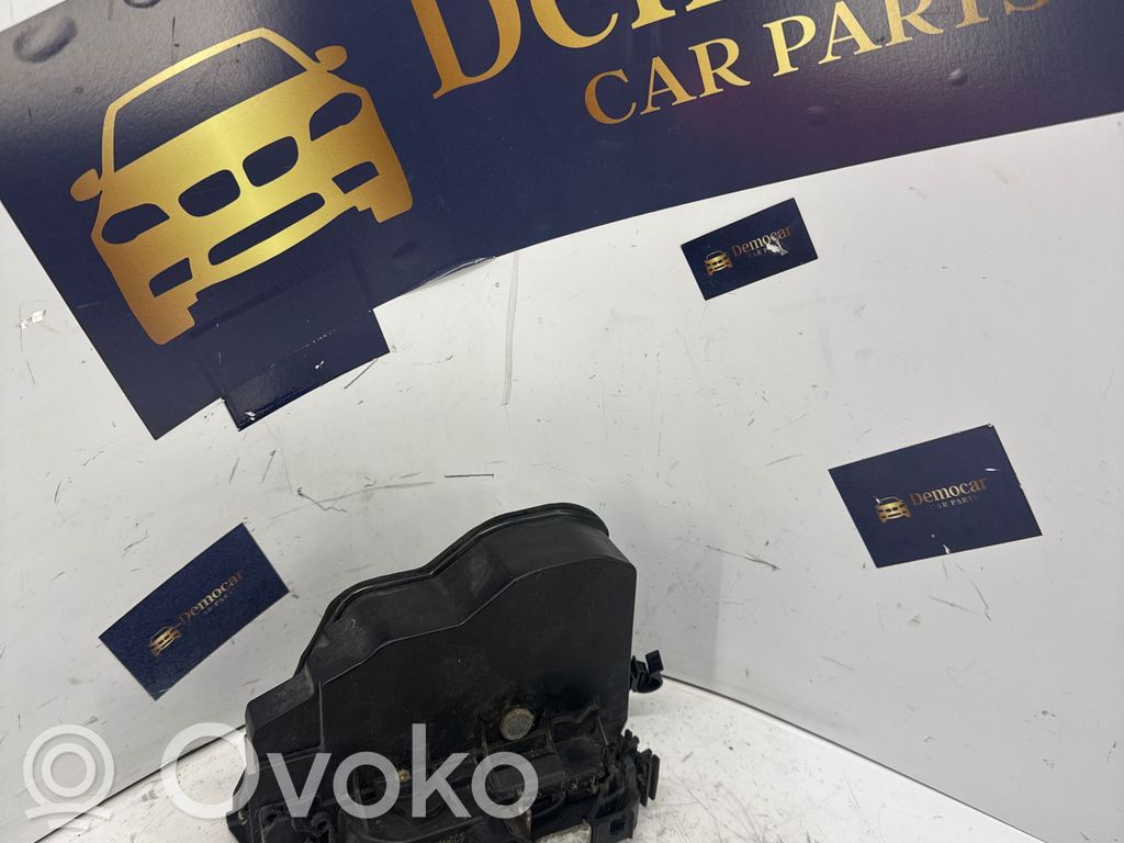 BMW X6 E71 Front door lock 