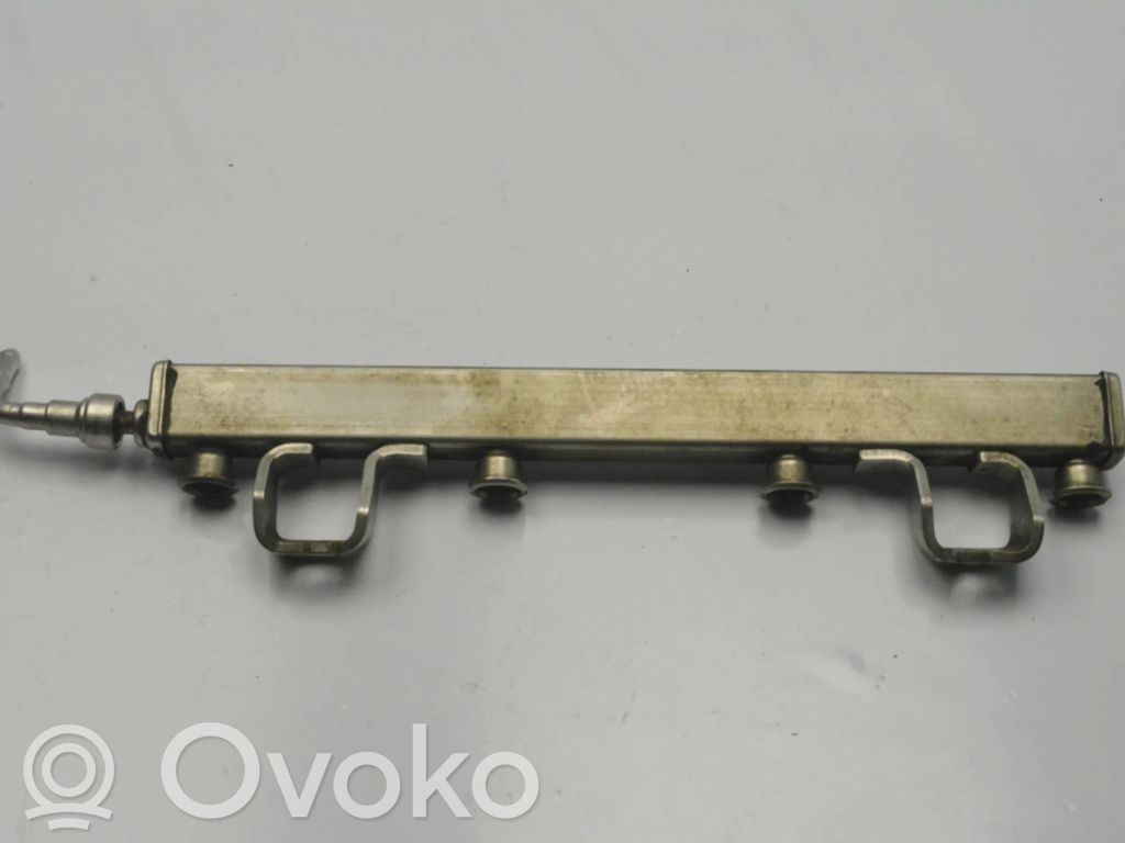Ford Mondeo MK IV Linea principale tubo carburante 