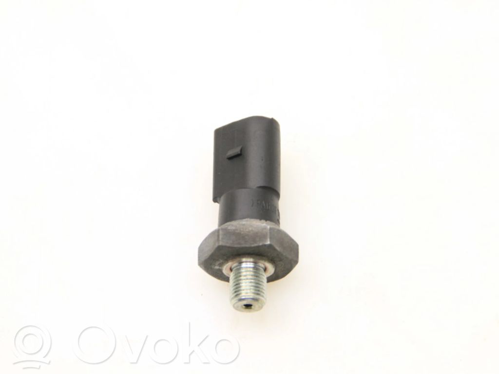 Audi A6 S6 C6 4F Sensor / Fühler / Geber 