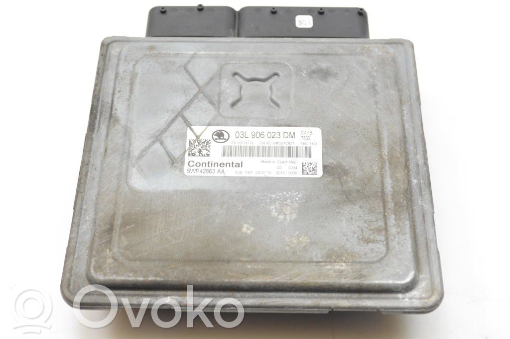 Skoda Roomster (5J) Engine control unit/module 