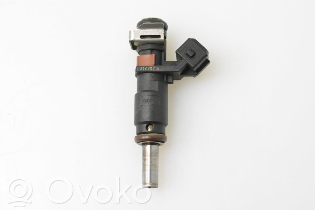 Inyector de combustible   7561277