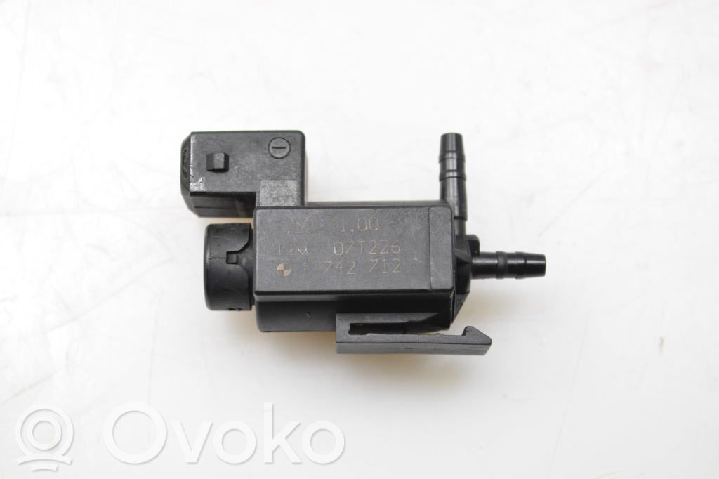 Solenoidinis vožtuvas   72234100