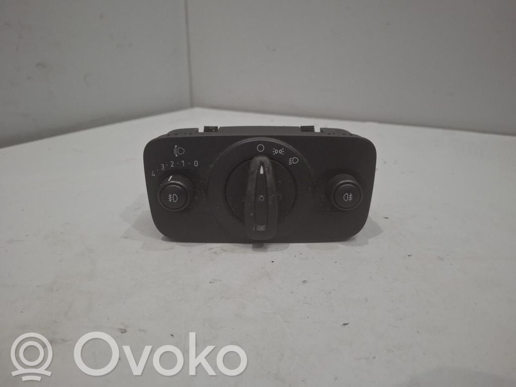 Lichtschalter   8A6T13A024BB