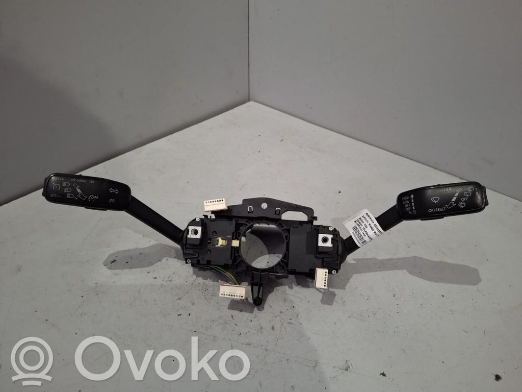 Volkswagen Golf VII Comutator/buton multifuncțional 