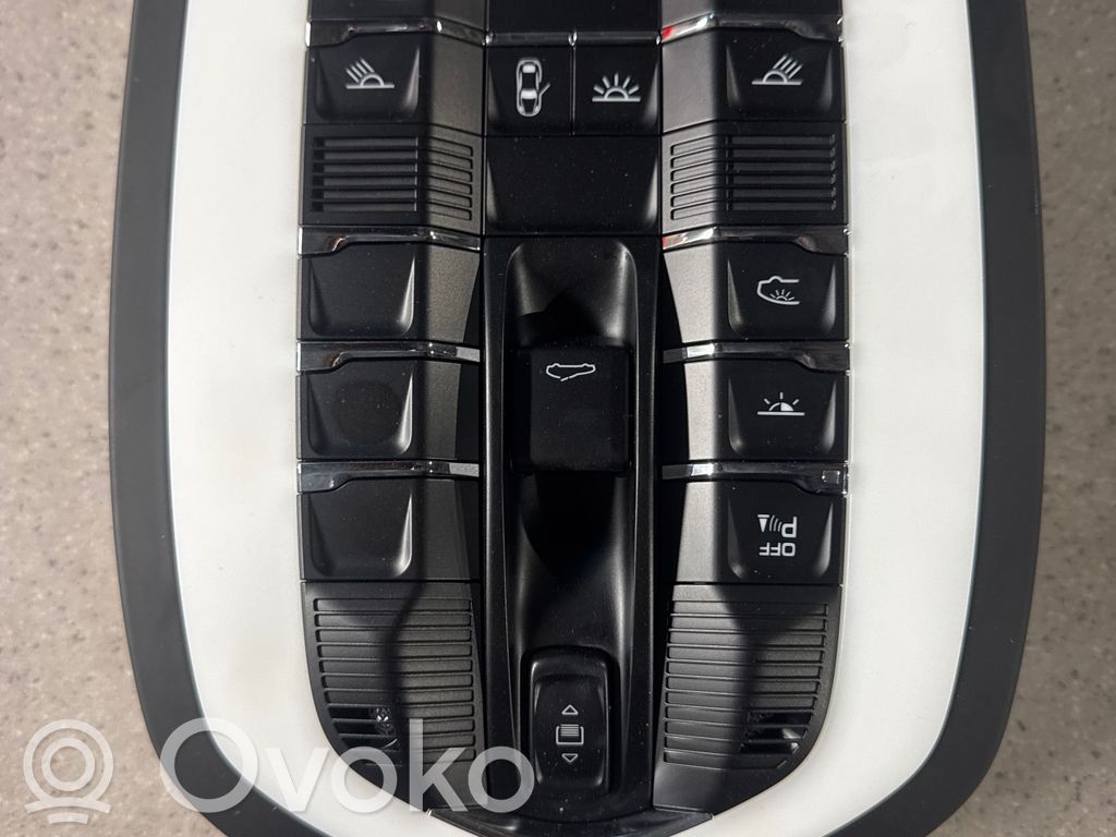 Porsche Macan (95B) Lampă scaun față 