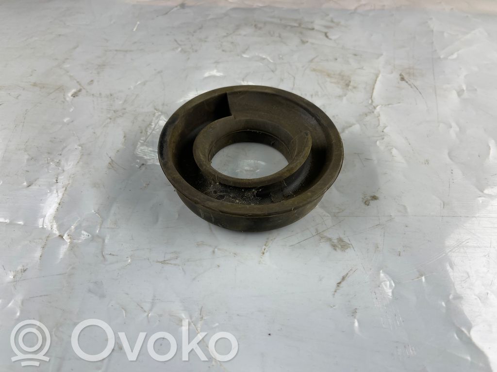 BMW 1 E81 E87 Rear coil spring rubber mount 