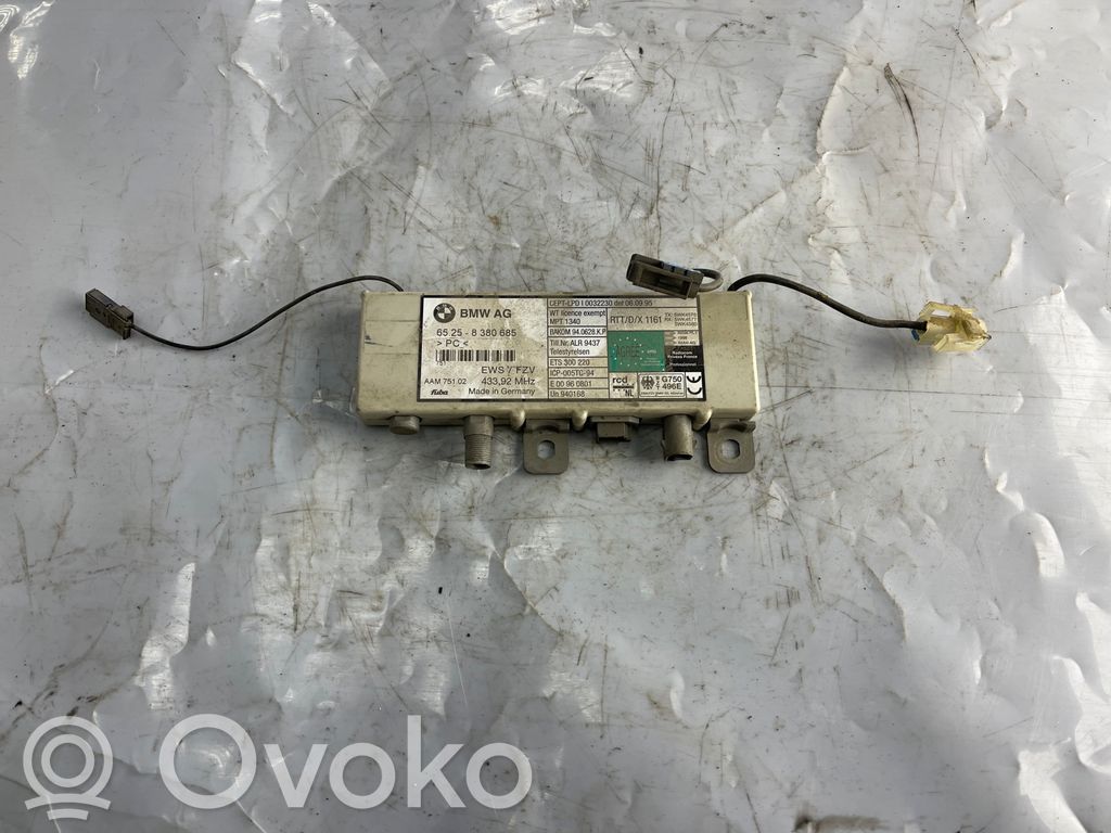 BMW 5 E39 Antenos stiprintuvas 