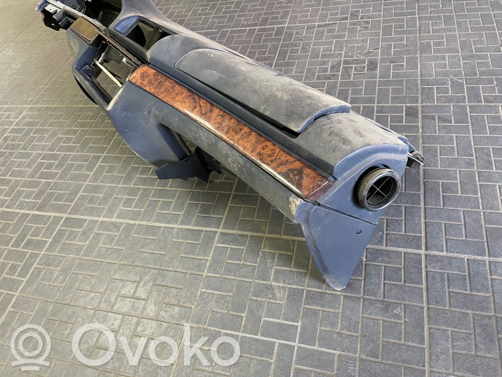 BMW 5 E39 Panelė 
