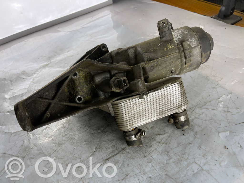 BMW 3 E46 Öljynsuodattimen kannake 