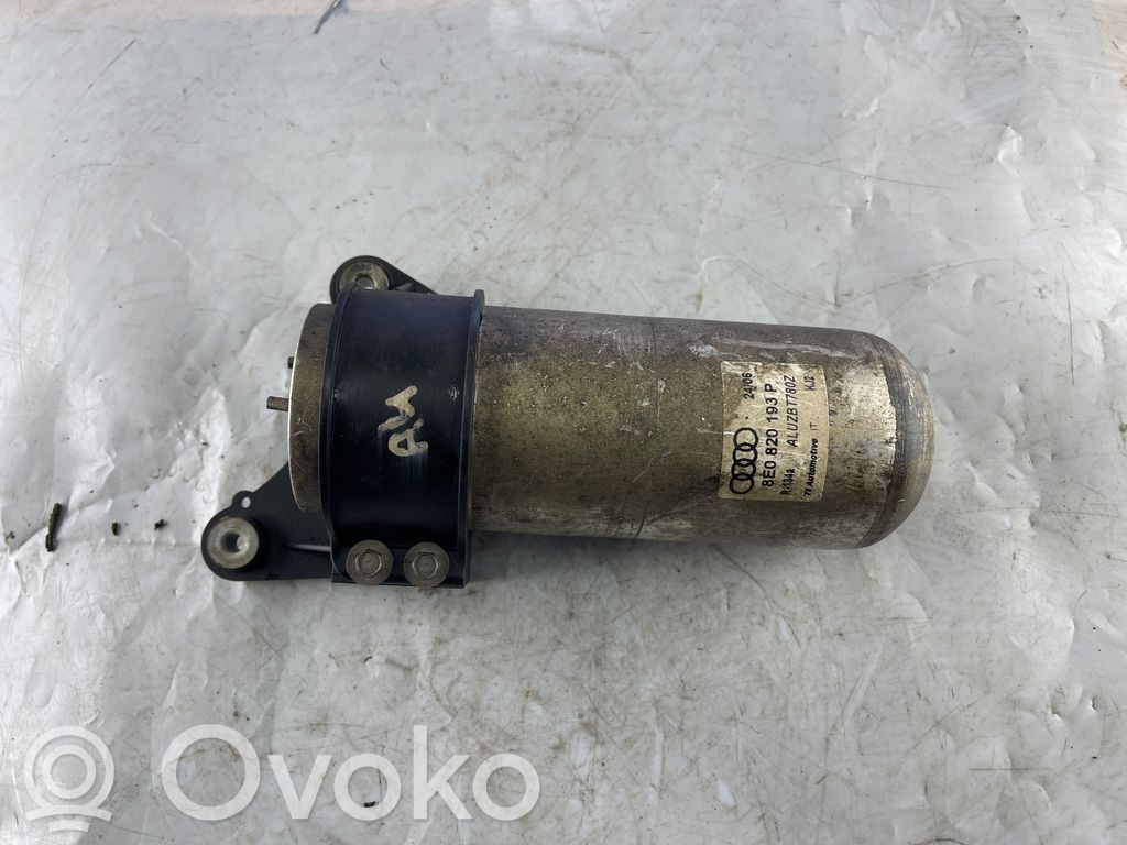 Audi A4 S4 B7 8E 8H Osuszacz powietrza klimatyzacji A/C 