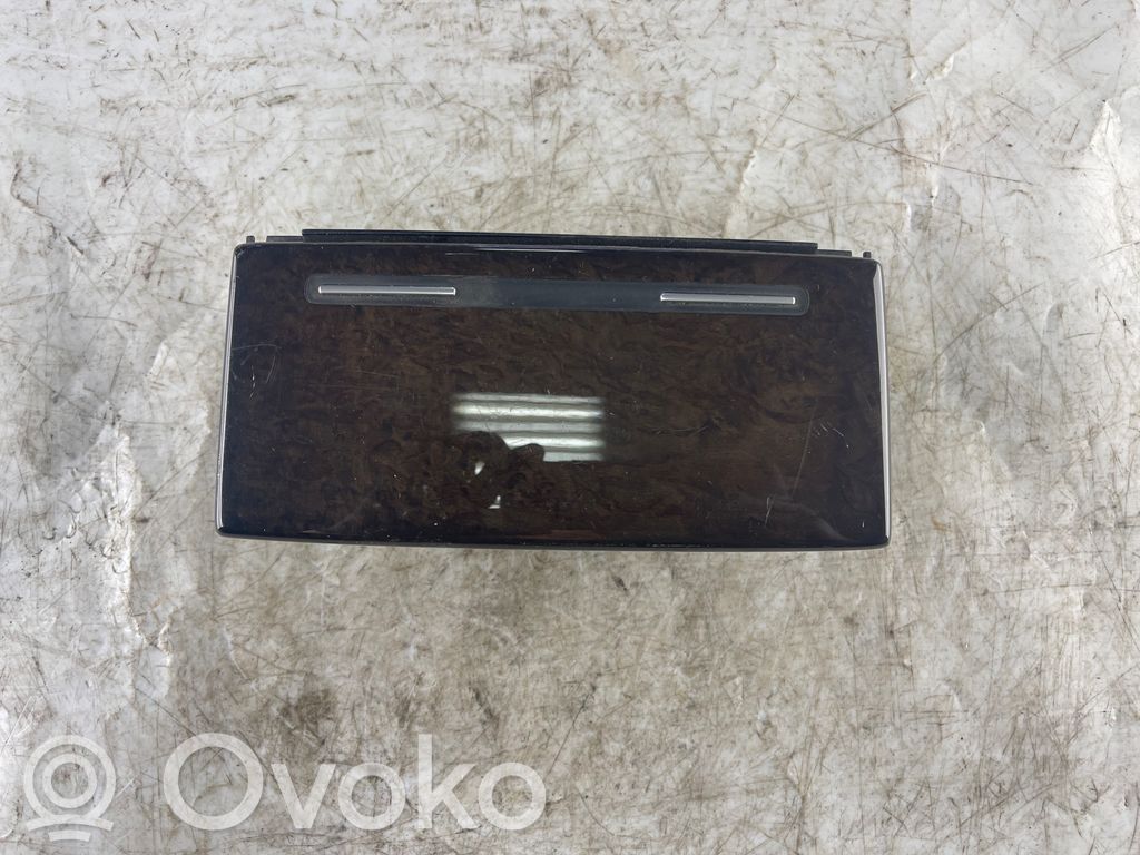 Other dashboard part   4E0857237