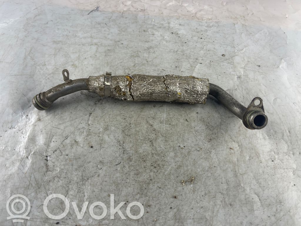 Audi A8 S8 D3 4E Turbolader Ölleitung Ölschlauch 