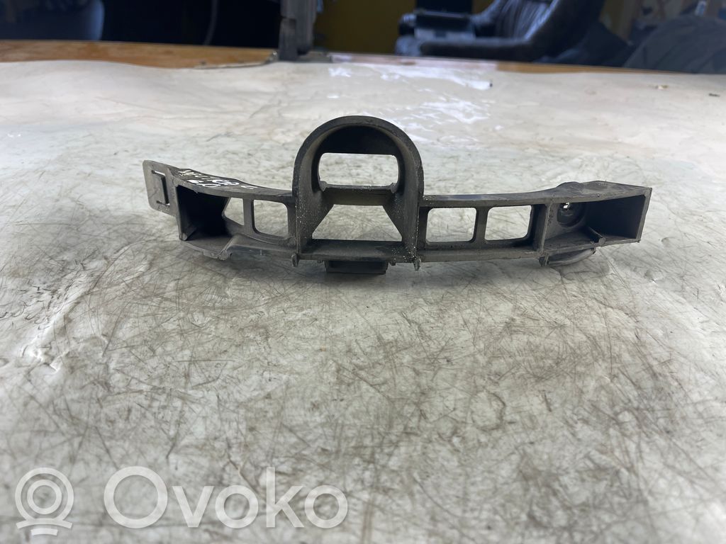 Opel Vectra C Uchwyt / Mocowanie zderzaka tylnego 