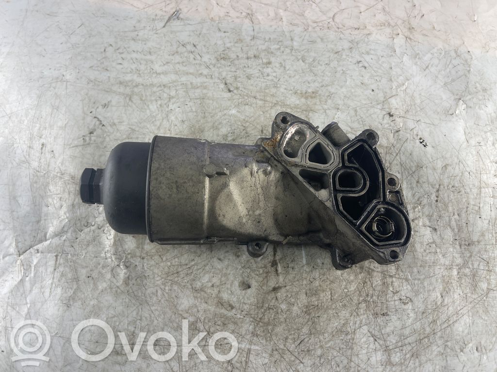 Ford Fiesta Oil filter mounting bracket 