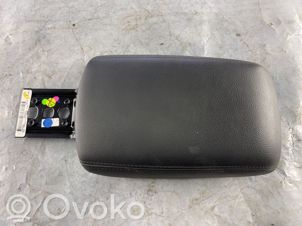 Ford Focus Armrest 