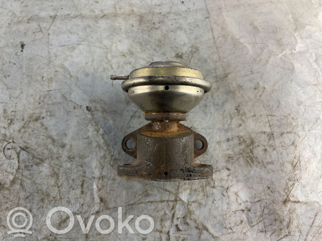Válvula EGR   046131503,046131503A