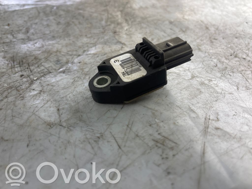 Toyota Corolla E120 E130 Airbag deployment crash/impact sensor 