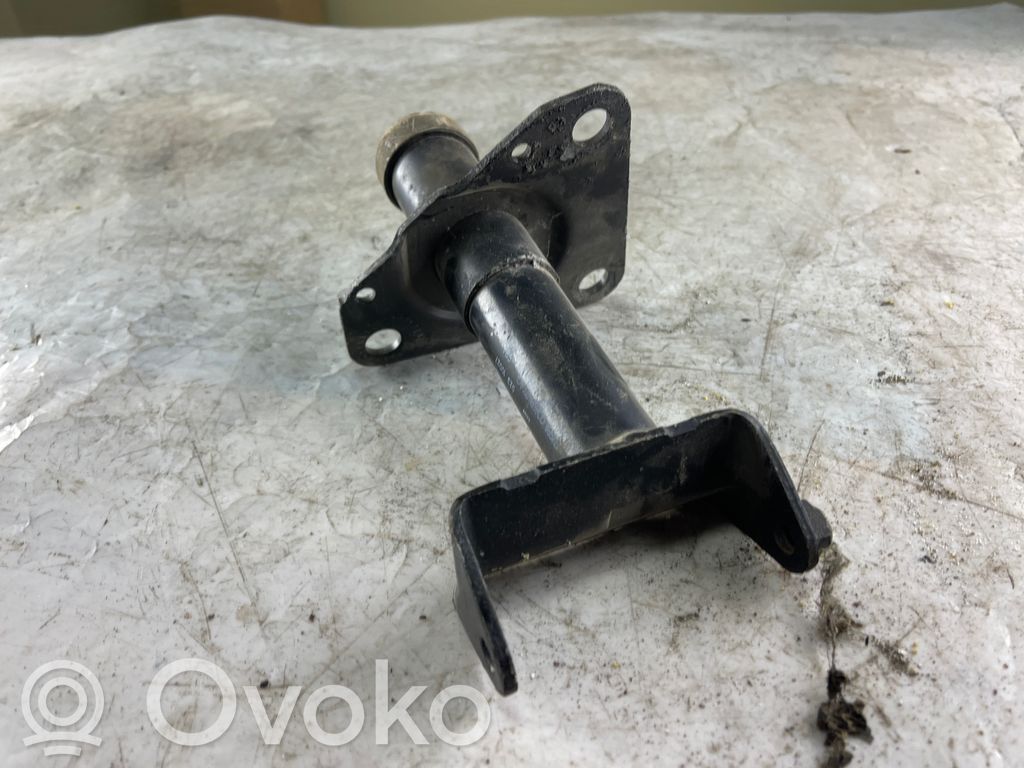 Volkswagen PASSAT B5 Front bumper shock/impact absorber 