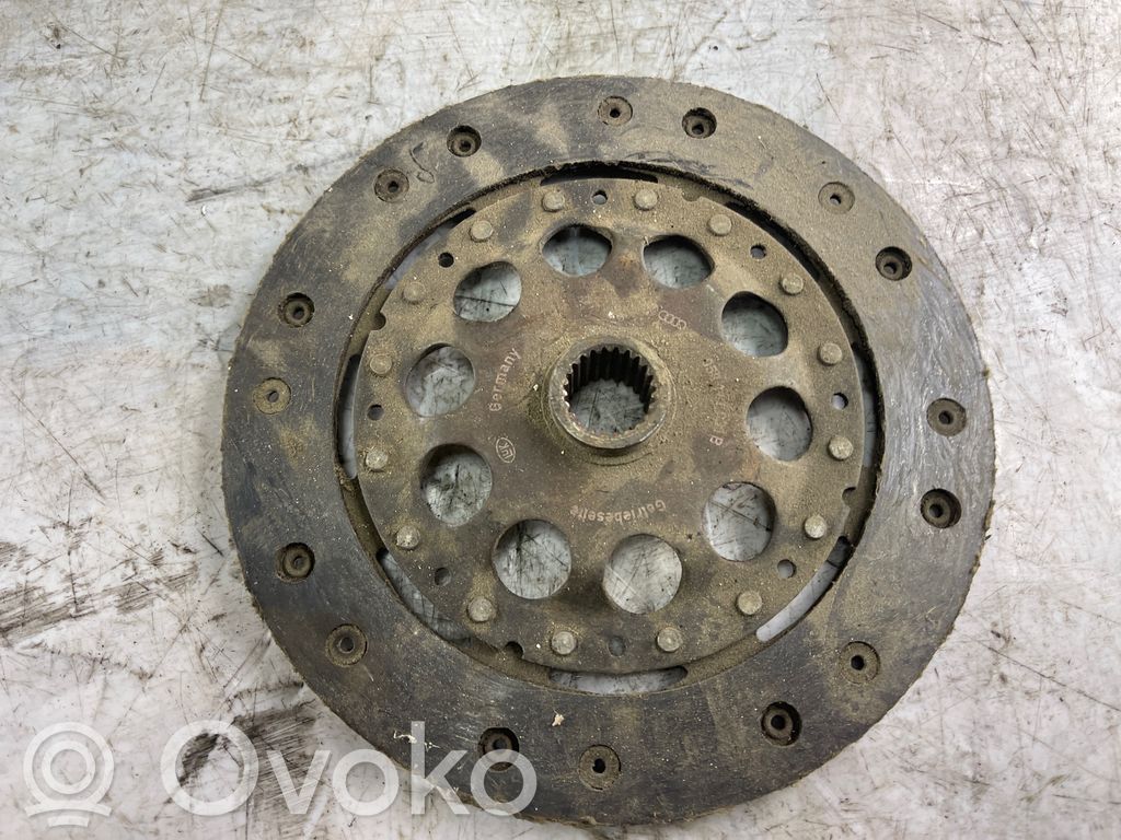 Volkswagen PASSAT B5 Kupplungsscheibe 
