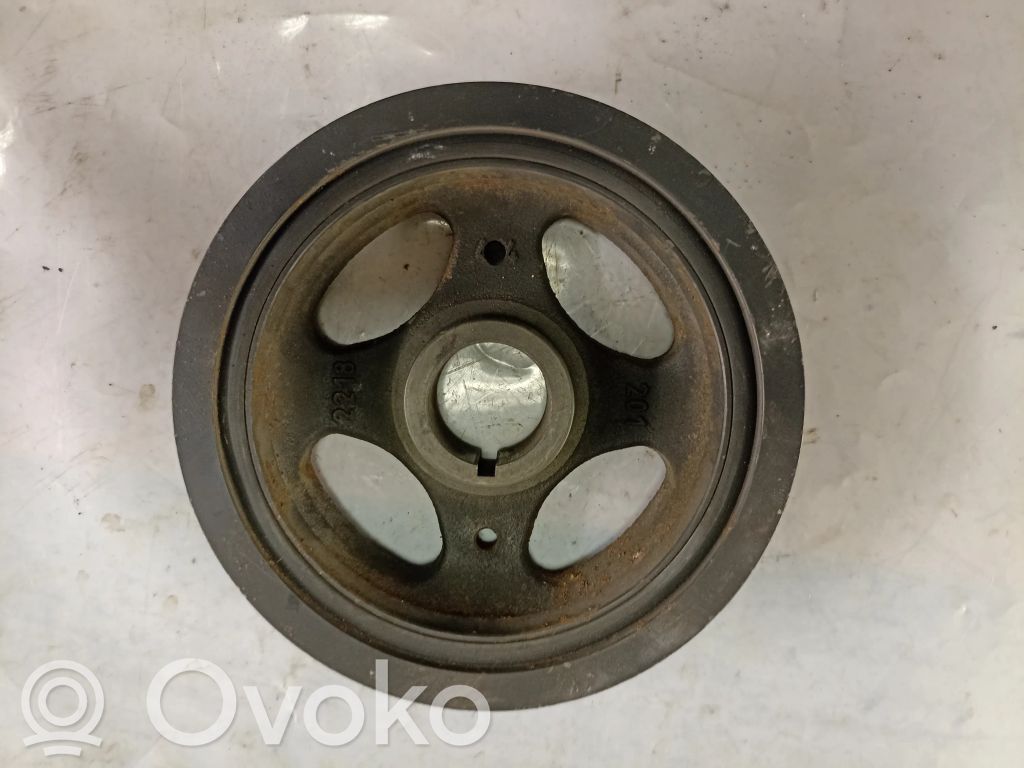 Toyota Corolla Verso AR10 Riemenscheibe 