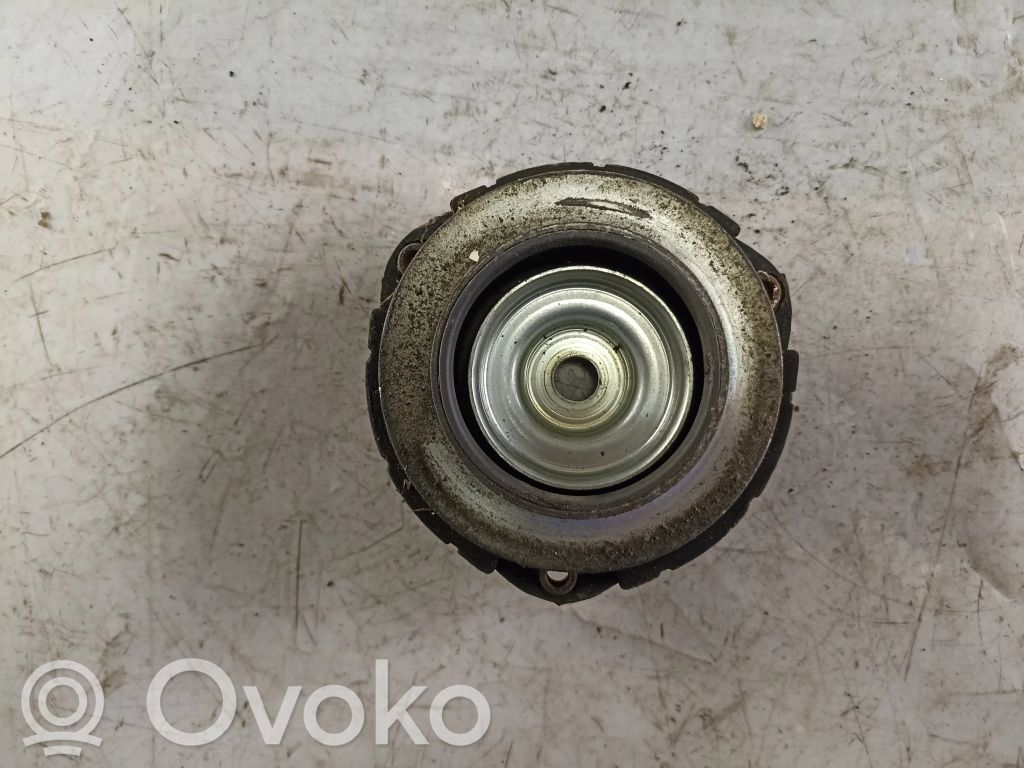 Volkswagen Fox Górne mocowanie amortyzatora przedniego 
