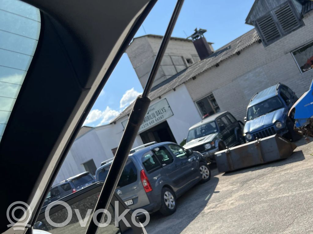 Jeep Grand Cherokee Amortyzator klapy tylnej bagażnika 