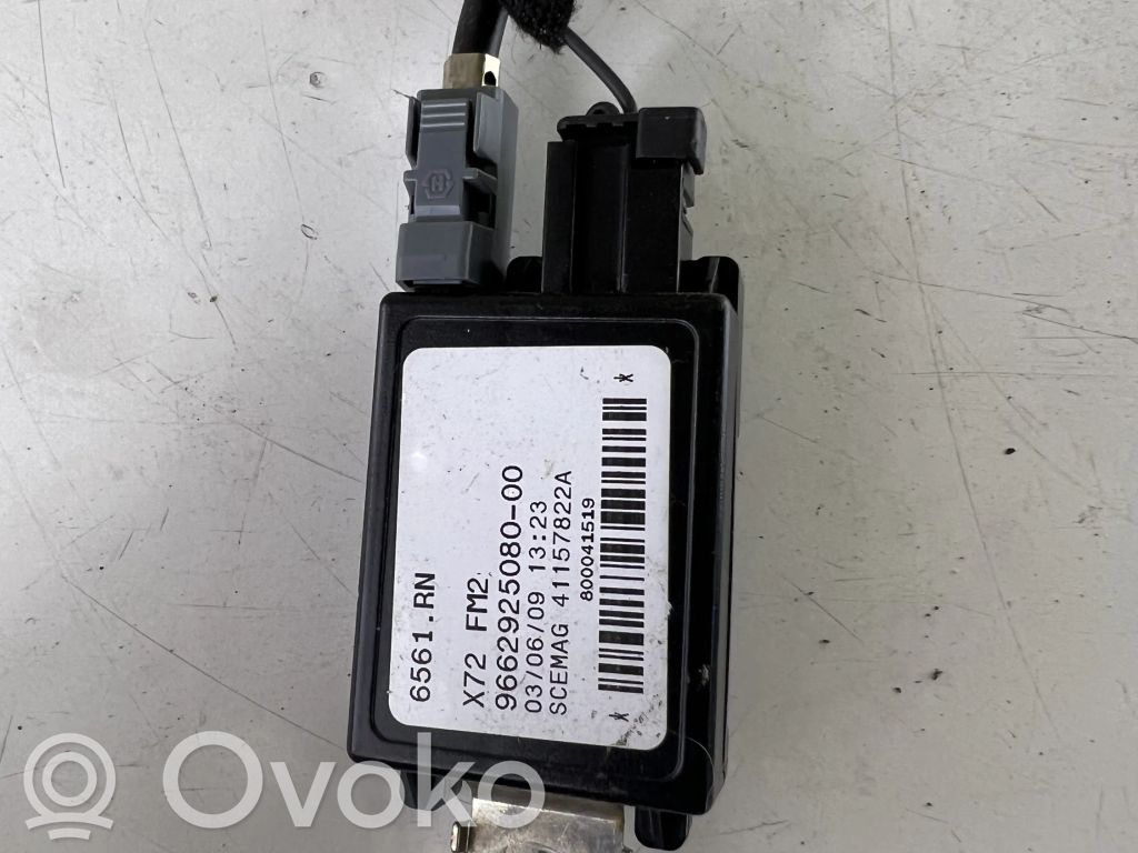 Citroen C5 Antenos stiprintuvas 