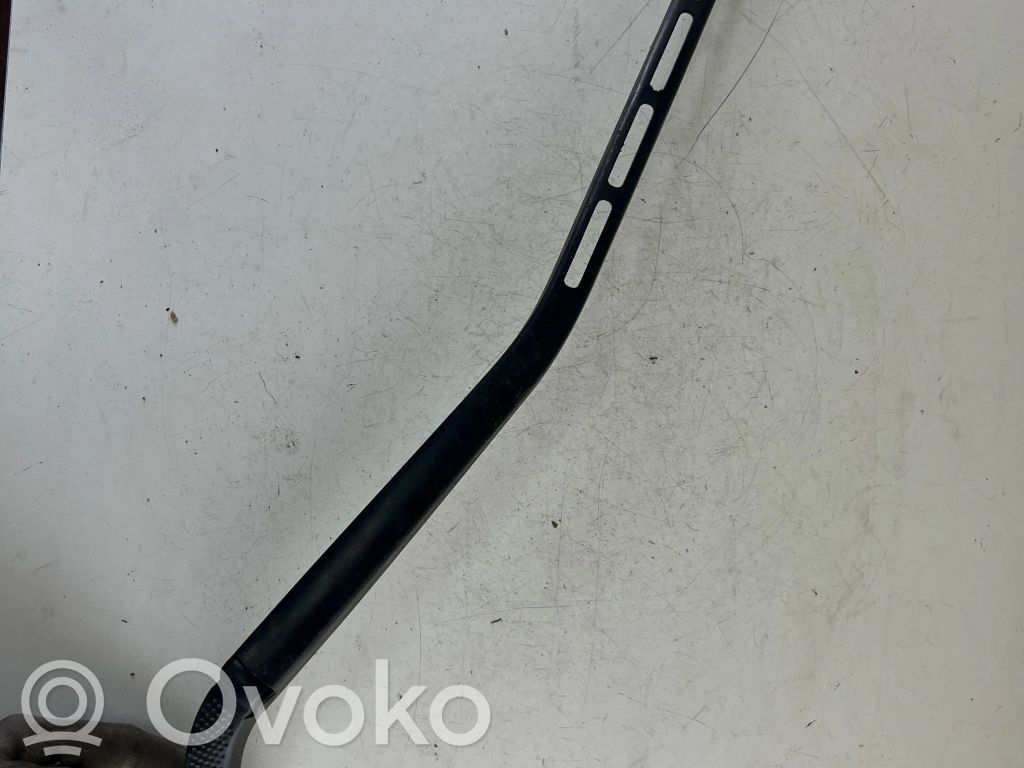 Peugeot 307 Brazo del limpiaparabrisas delantero 