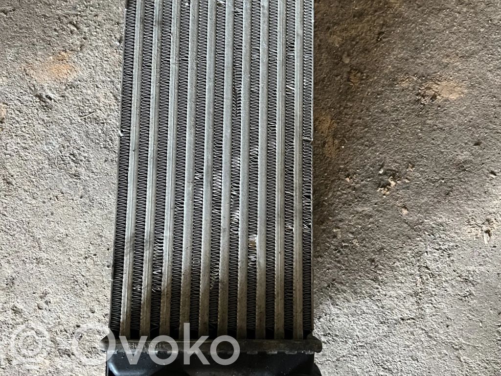 Peugeot 307 Interkūlerio radiatorius 