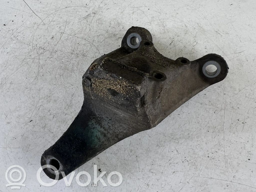 Audi A6 S6 C6 4F Engine mounting bracket 