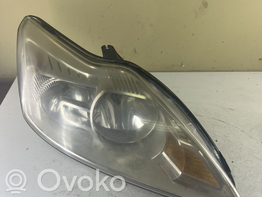 Ford Focus Priekšējais lukturis 