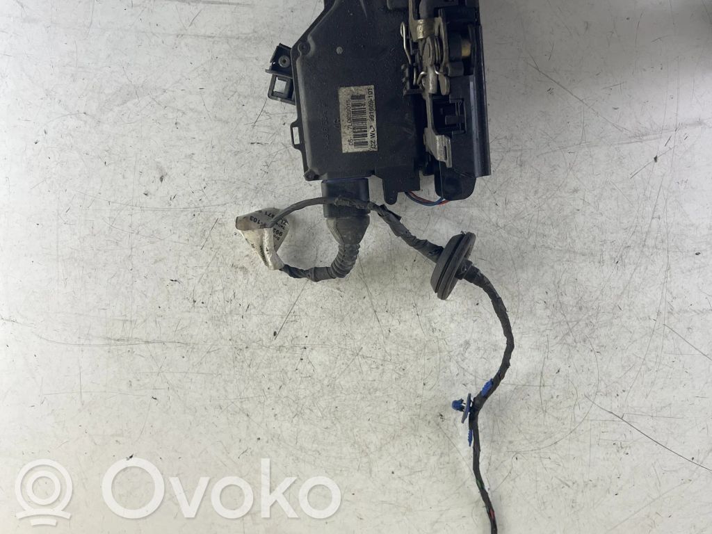 Zamek drzwi tylnych   7L0839015,7L6971694B