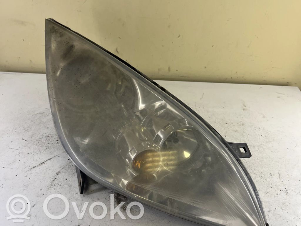 Mitsubishi Colt Headlight/headlamp 
