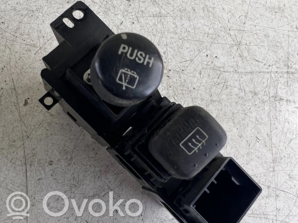 Ford Explorer Windscreen/window heater switch 