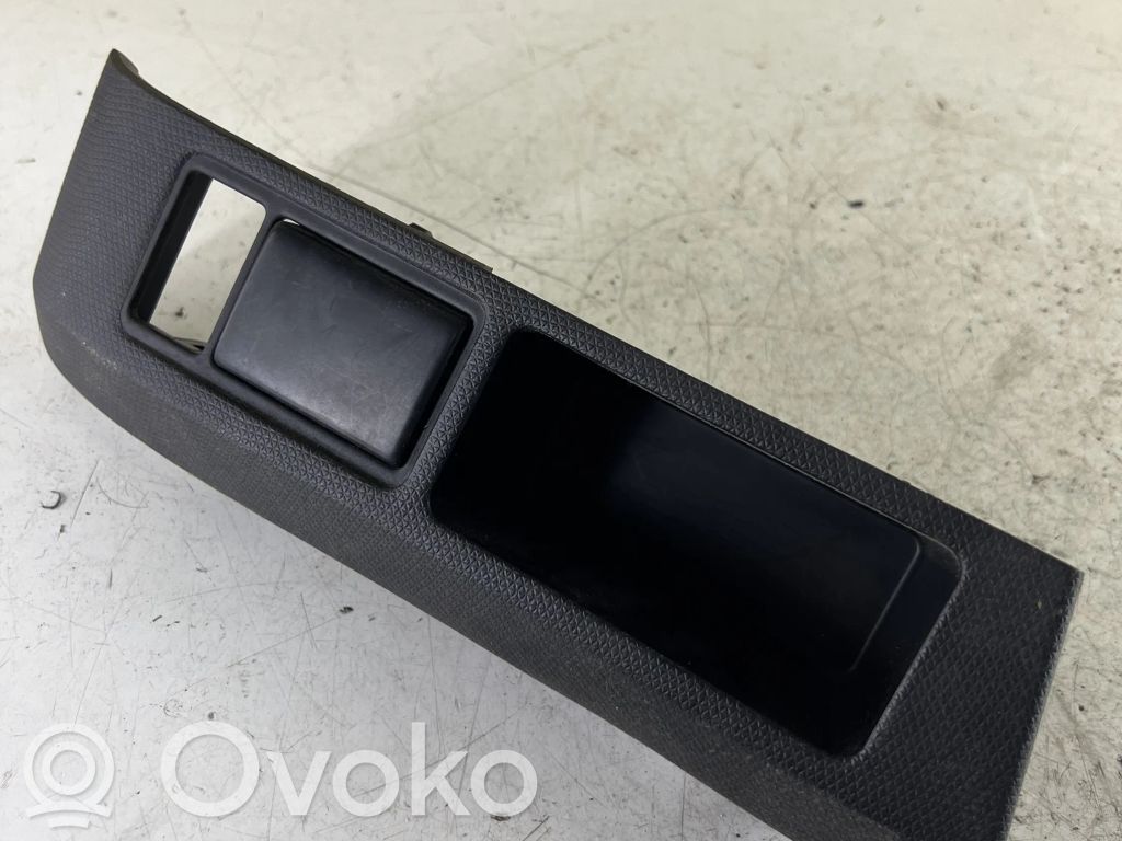 Nissan Micra Dashboard storage box/compartment 