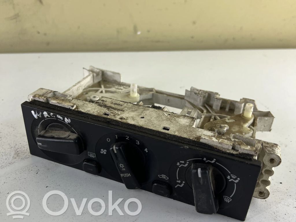 Climate control unit   MR398658