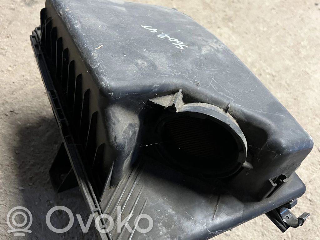 Volvo S60 Air filter box 