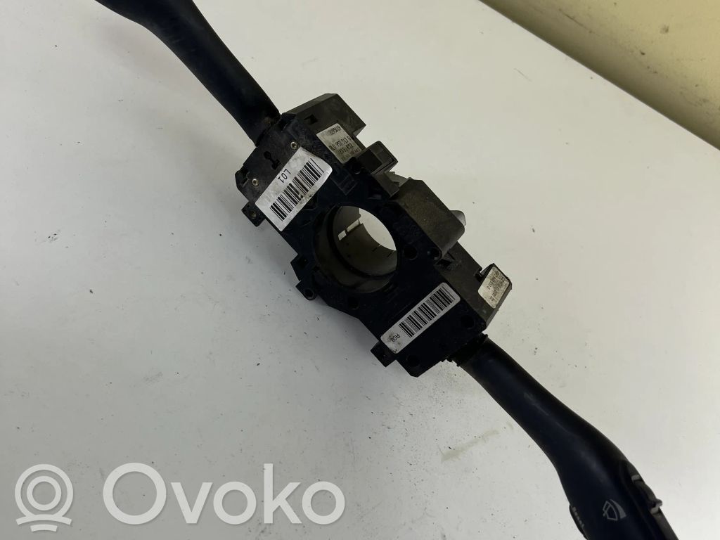 Audi A6 S6 C5 4B Wiper turn signal indicator stalk/switch 