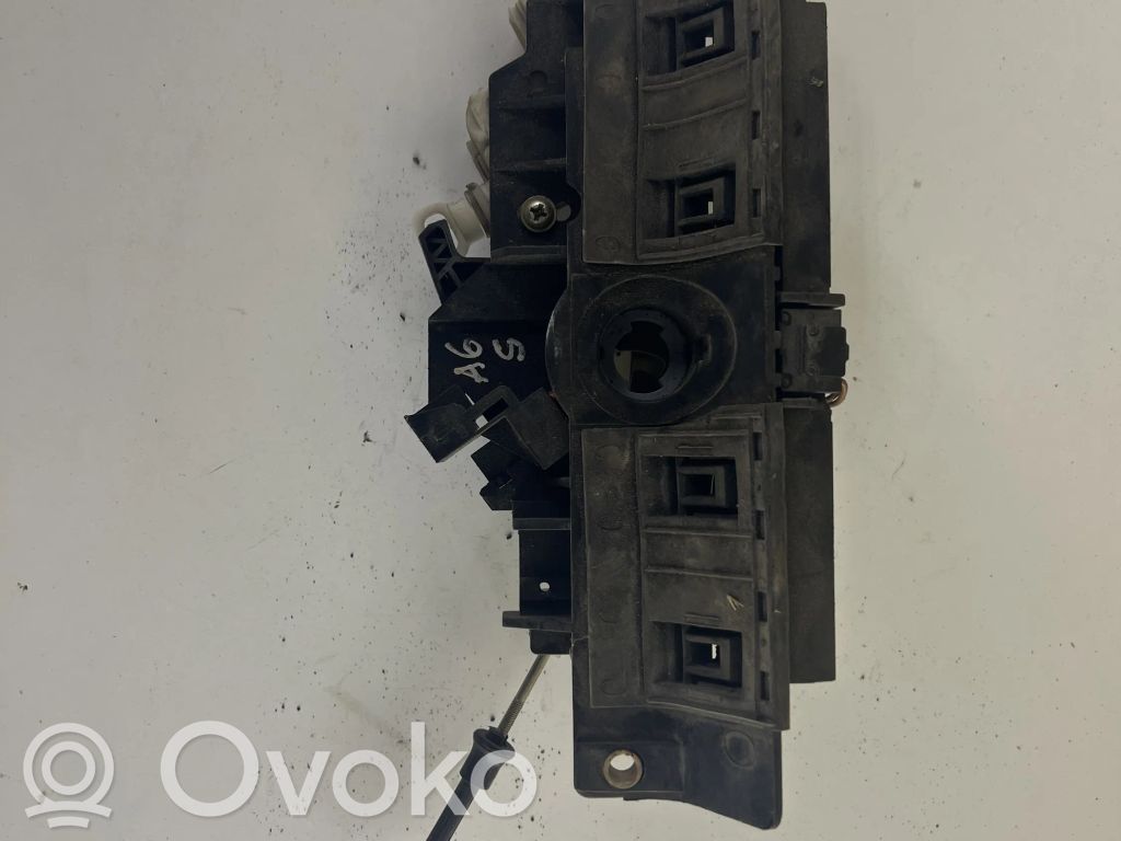 Audi A6 S6 C5 4B Tailgate/trunk/boot exterior handle 