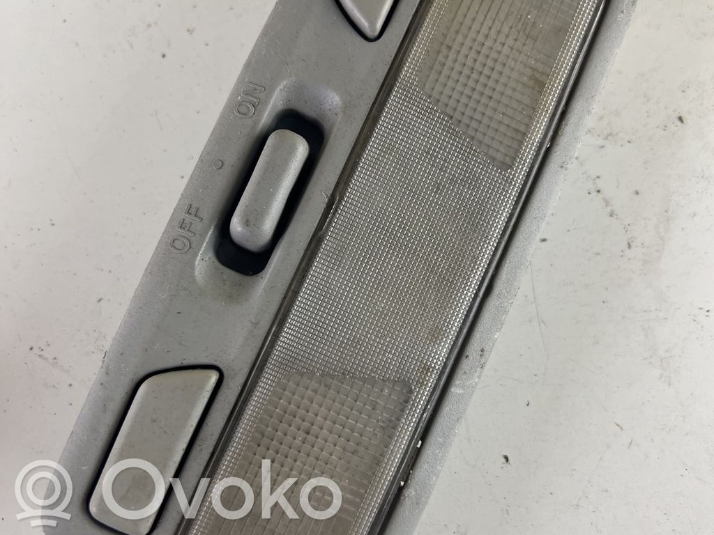Mitsubishi Pajero Luz del asiento delantero 