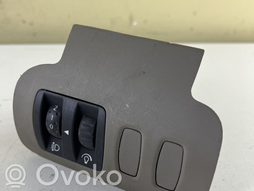 Renault Scenic II -  Grand scenic II Headlight level height control switch 