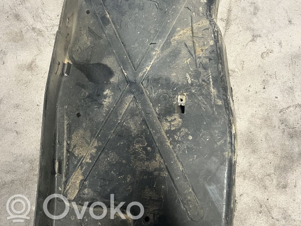 Renault Trafic II (X83) Engine splash shield/under tray 