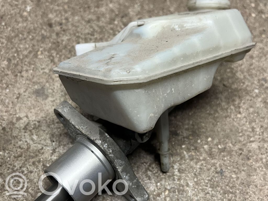 Volvo C30 Pääjarrusylinteri 