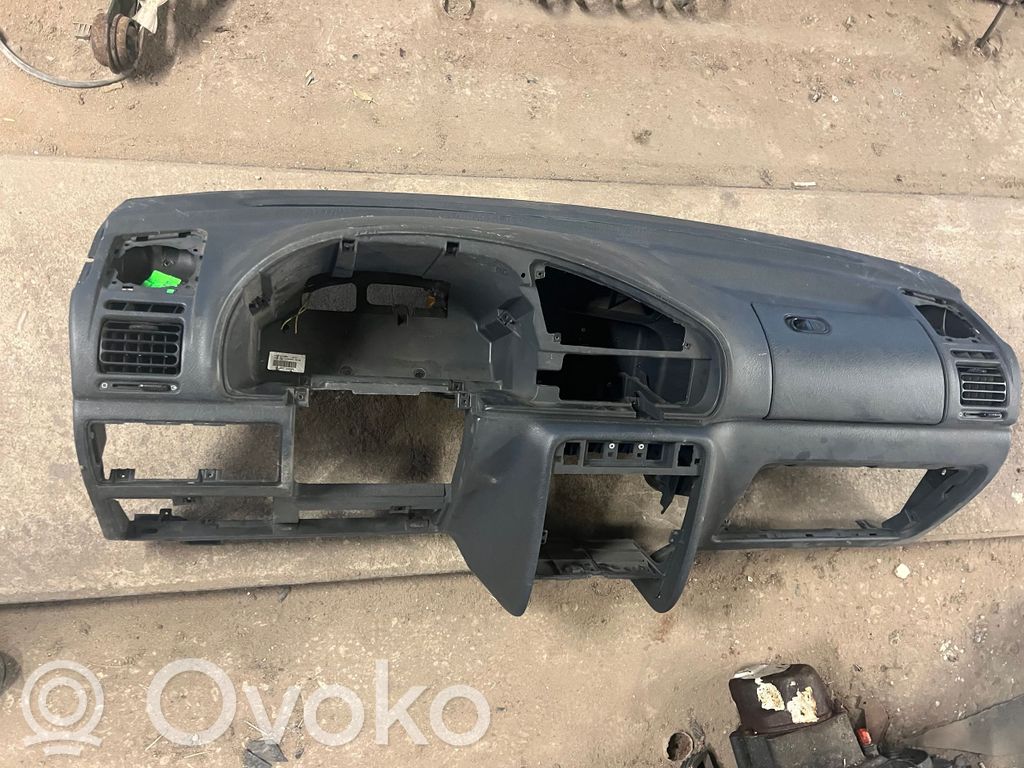 Citroen Berlingo Panelė 