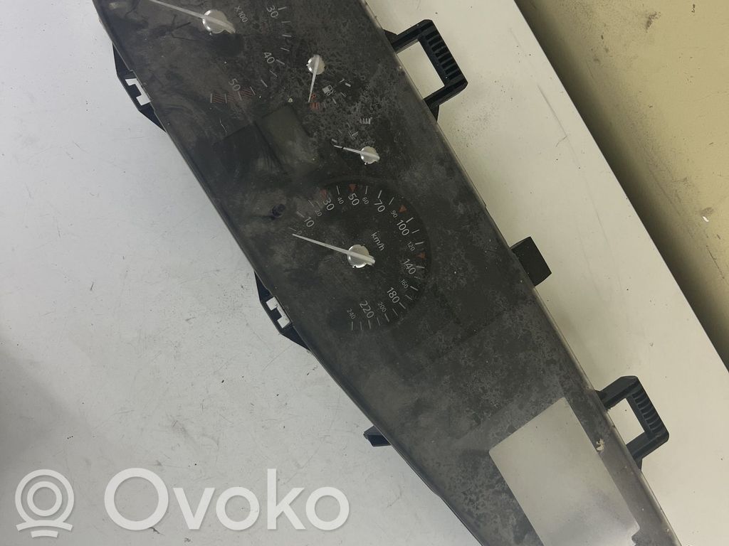 Renault Vel Satis Speedometer (instrument cluster) 