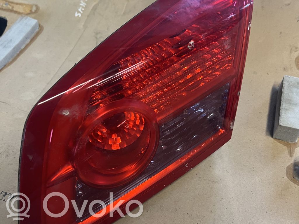 Renault Vel Satis Tailgate rear/tail lights 