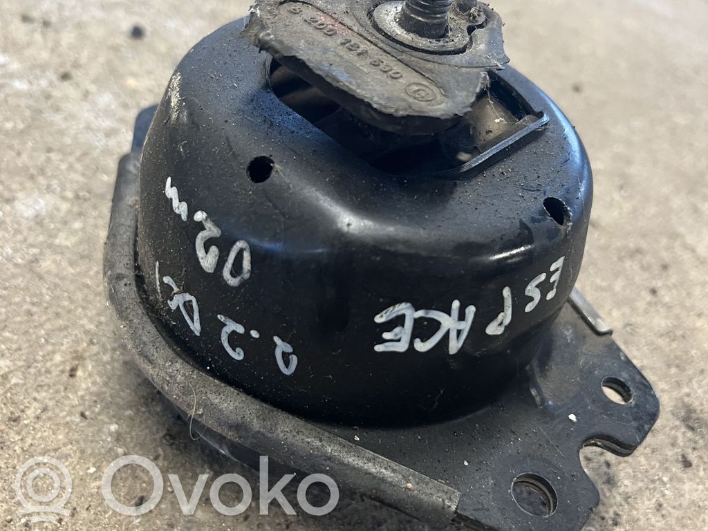 Renault Espace IV Engine mount bracket 
