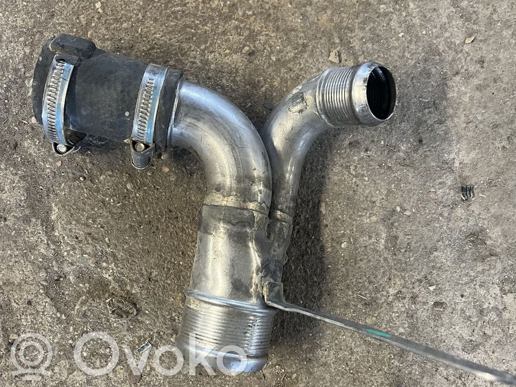 Peugeot 607 Intercooler hose/pipe 