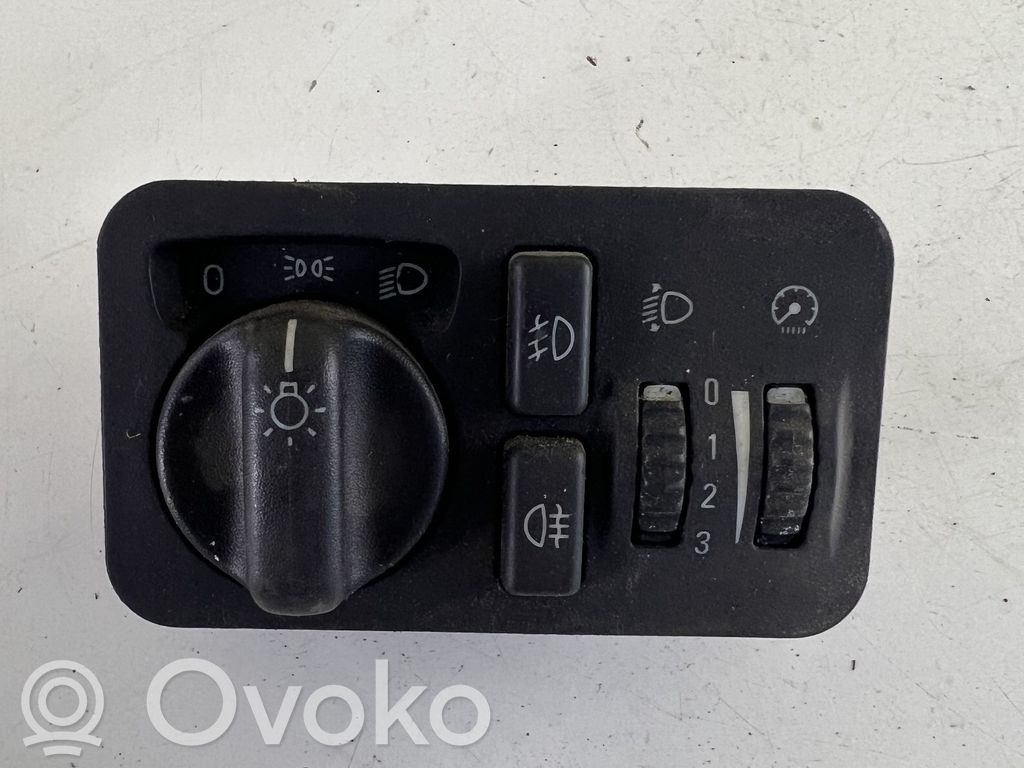 Opel Frontera B Light switch 