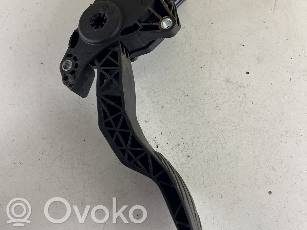 Nissan Qashqai Accelerator throttle pedal 